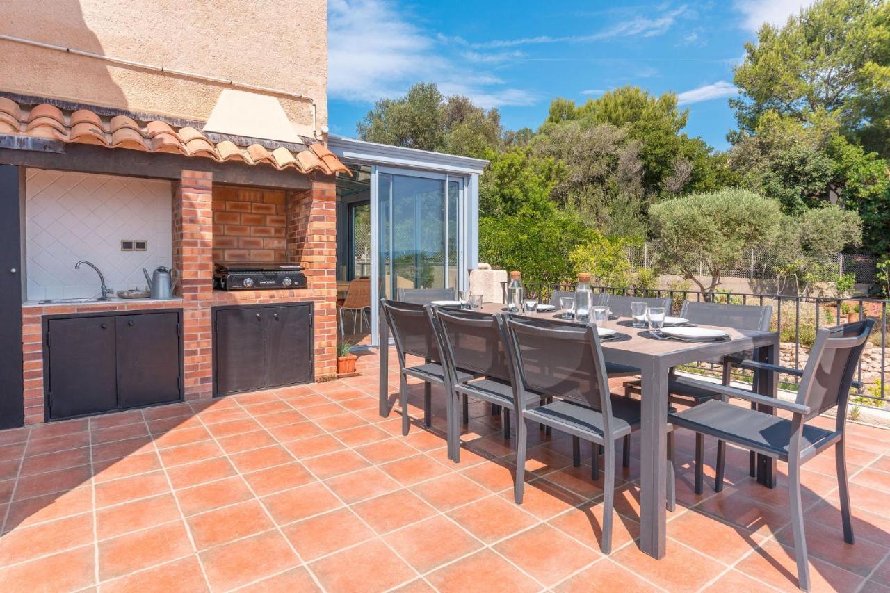 Villa Vue Mer Presqu'Ile De Giens Avec Piscine Hyeres Bagian luar foto