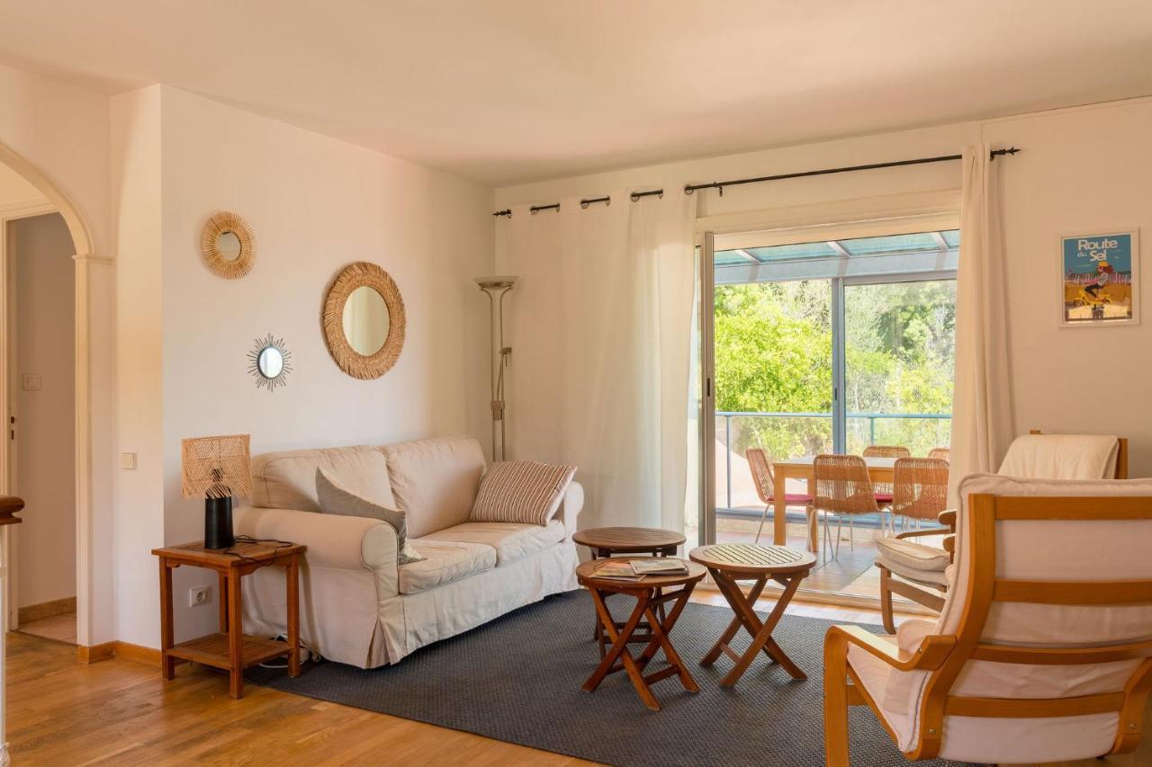 Villa Vue Mer Presqu'Ile De Giens Avec Piscine Hyeres Bagian luar foto
