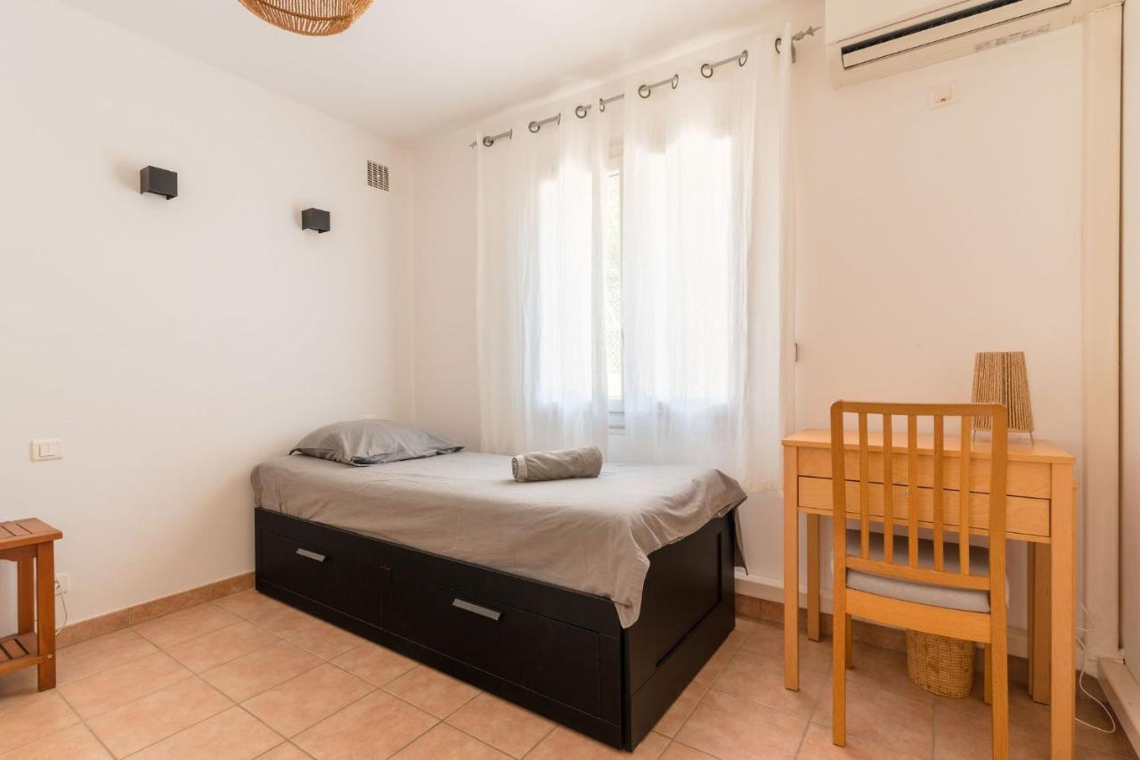 Villa Vue Mer Presqu'Ile De Giens Avec Piscine Hyeres Bagian luar foto
